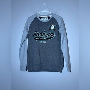 CMM mighty ducks Anaheim sweatshirt size medium NEW